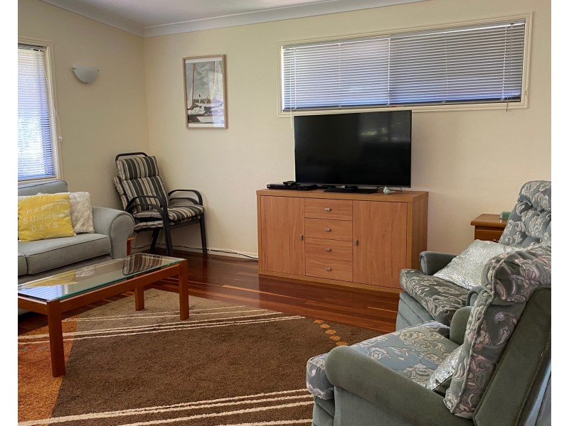 24 Welsby Street, Coochiemudlo Island QLD 4184