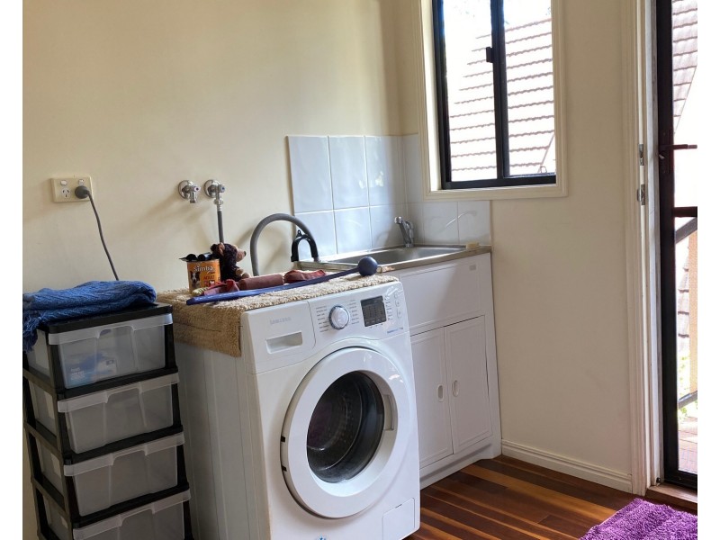 24 Welsby Street, Coochiemudlo Island QLD 4184