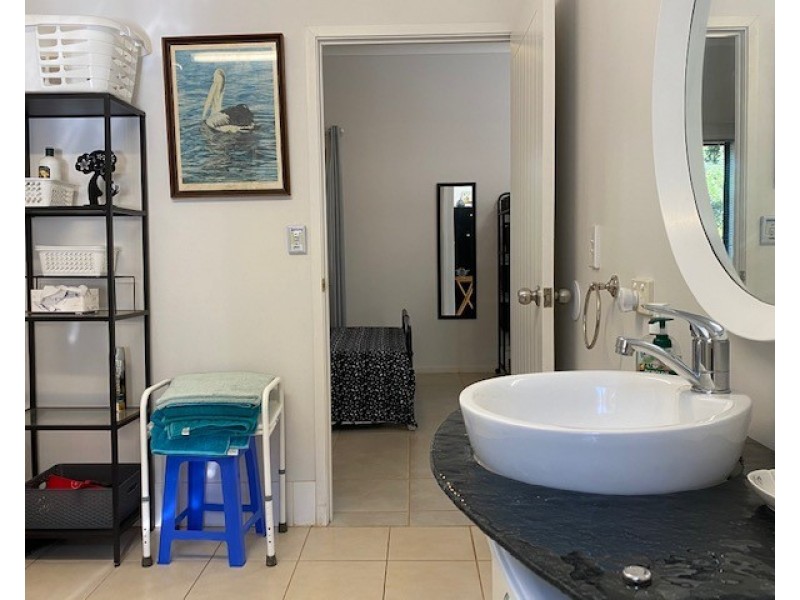 24 Welsby Street, Coochiemudlo Island QLD 4184