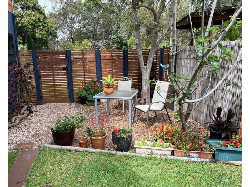 24 Welsby Street, Coochiemudlo Island QLD 4184