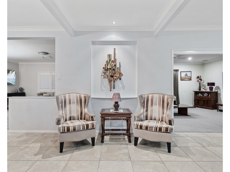 7-15 Pinecone Place, Thornlands QLD 4164