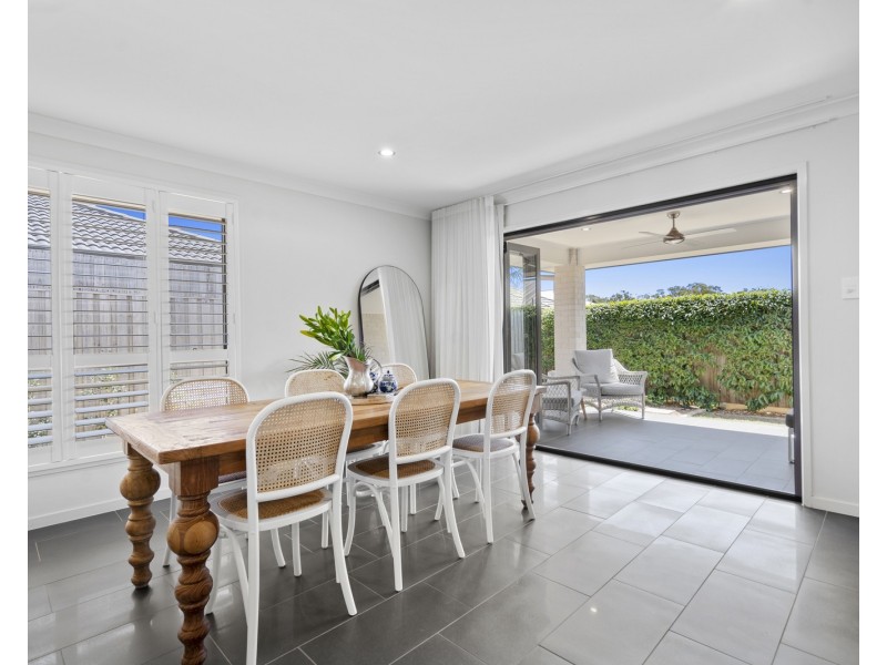 18 Freshwater Street, Thornlands QLD 4164