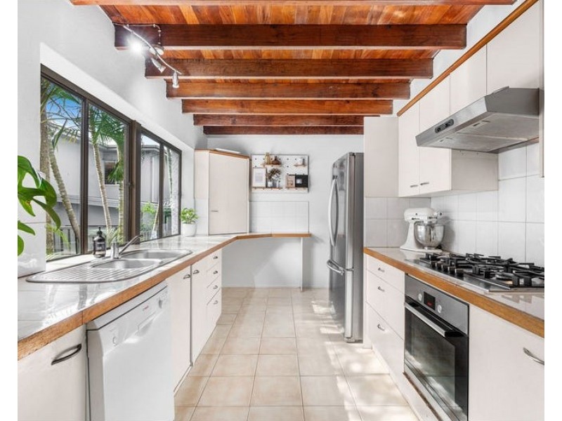 345 Main Road, Wellington Point QLD 4160