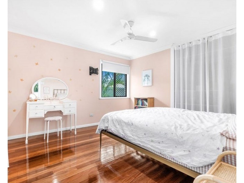 345 Main Road, Wellington Point QLD 4160