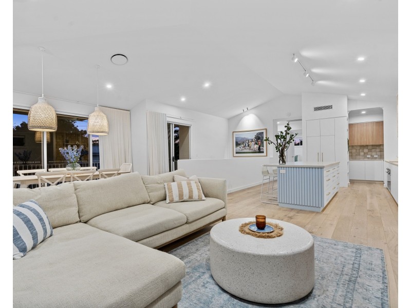 2 Ray Street, Cleveland QLD 4163