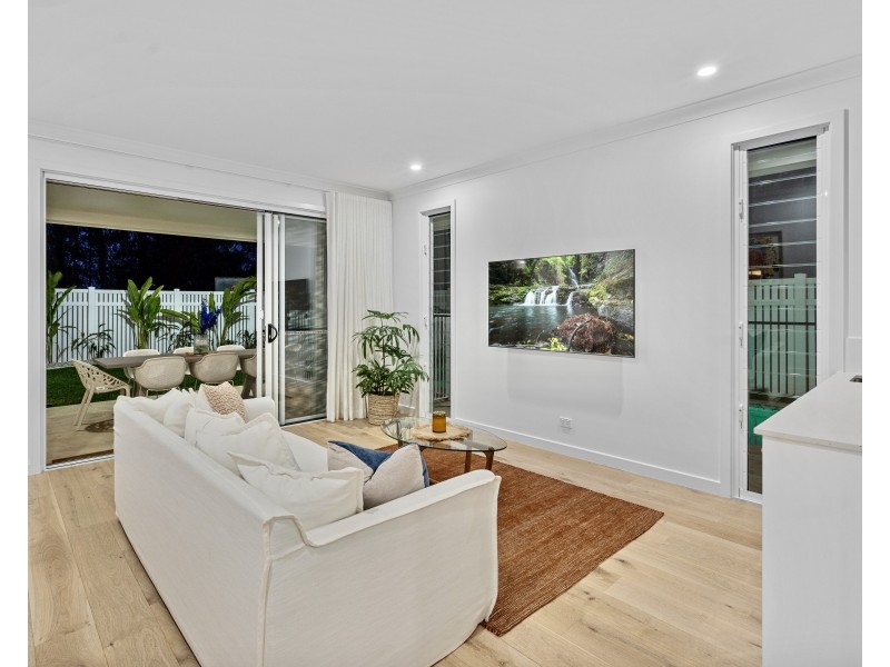 2 Ray Street, Cleveland QLD 4163