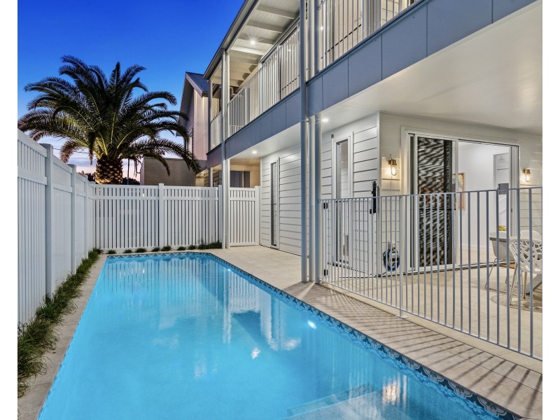 2 Ray Street, Cleveland QLD 4163