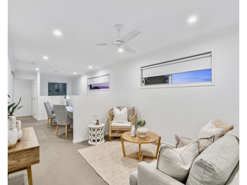 4 Harrington Boulevard, Thornlands QLD 4164