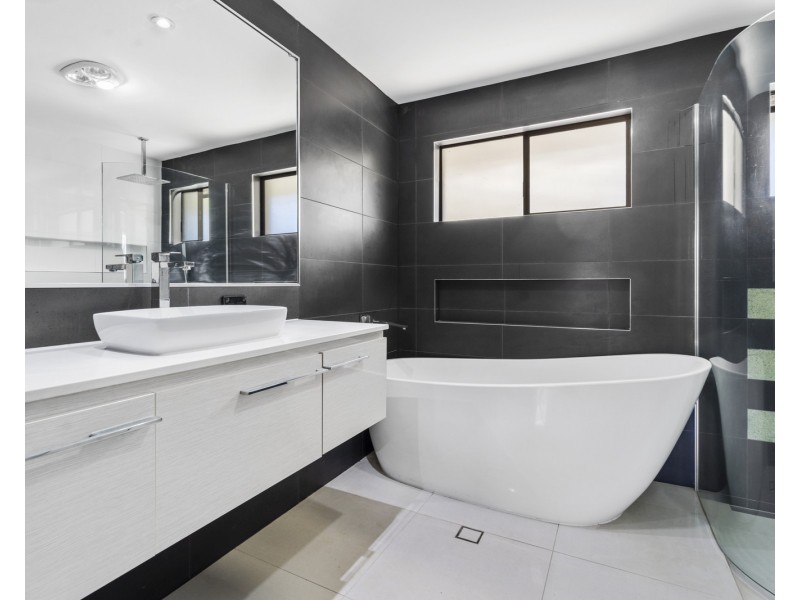 2 Plymstock Street, Alexandra Hills QLD 4161