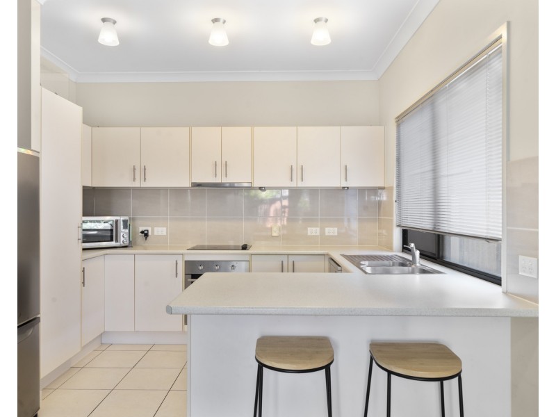 1/7 Lilly Lane, Birkdale QLD 4159