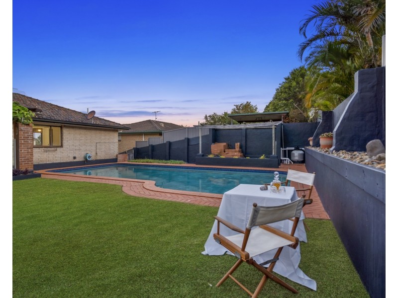8 Yarran Street, Victoria Point QLD 4165