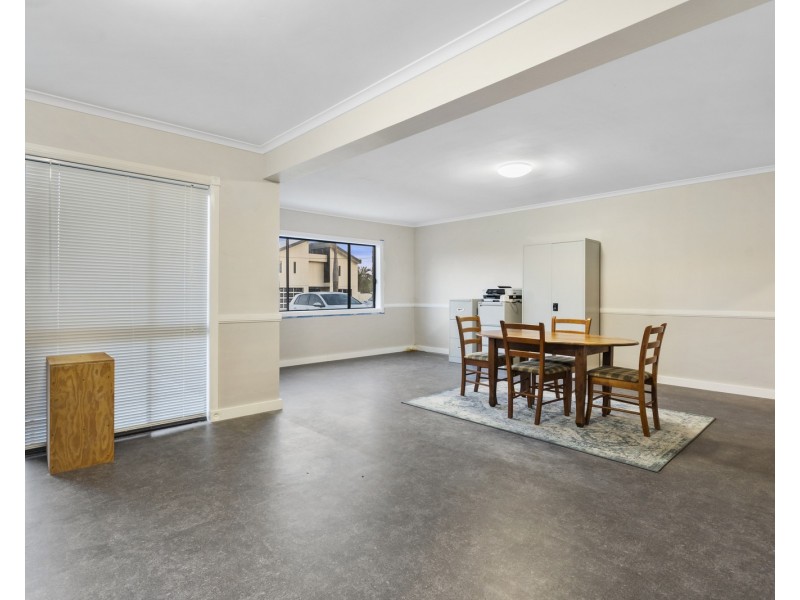 8 Yarran Street, Victoria Point QLD 4165