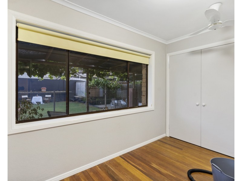 8 Yarran Street, Victoria Point QLD 4165