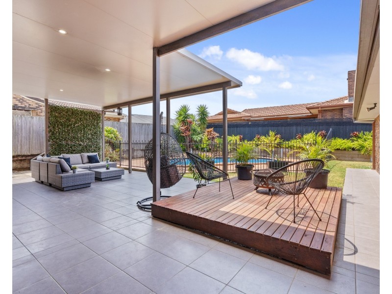 40 Scanlen Crescent, Wynnum West QLD 4178