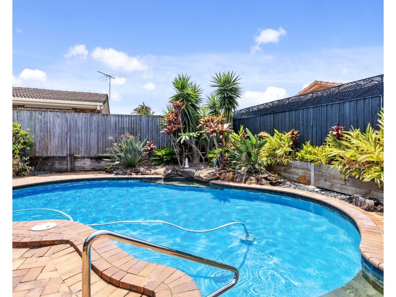 40 Scanlen Crescent, Wynnum West QLD 4178
