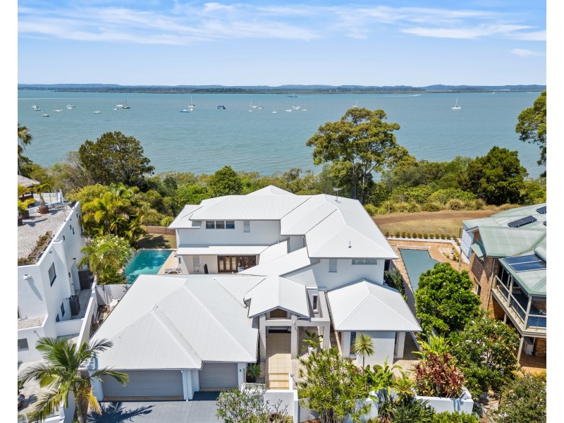 14 Bartlett Terrace, Redland Bay QLD 4165