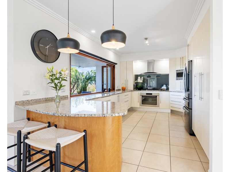 14 Bartlett Terrace, Redland Bay QLD 4165