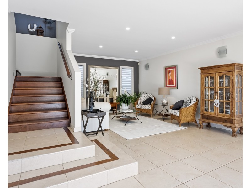 14 Bartlett Terrace, Redland Bay QLD 4165