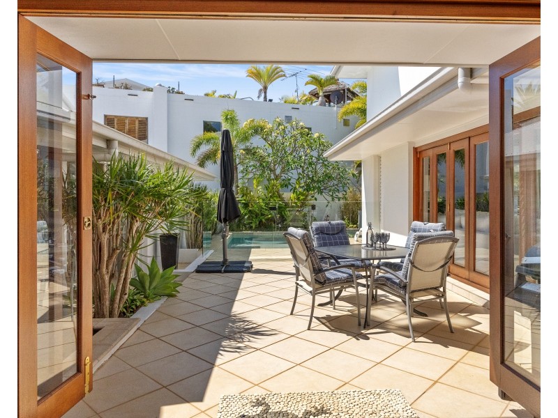 14 Bartlett Terrace, Redland Bay QLD 4165