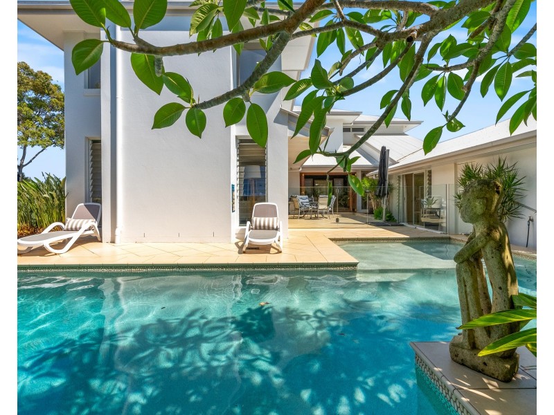 14 Bartlett Terrace, Redland Bay QLD 4165