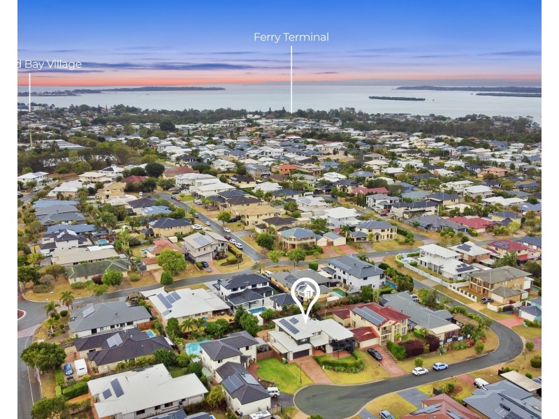 5 Brampton Close, Redland Bay QLD 4165