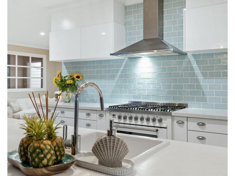 15 Wilson Street, Victoria Point QLD 4165