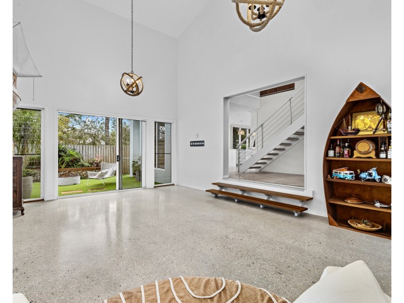 15 Wilson Street, Victoria Point QLD 4165