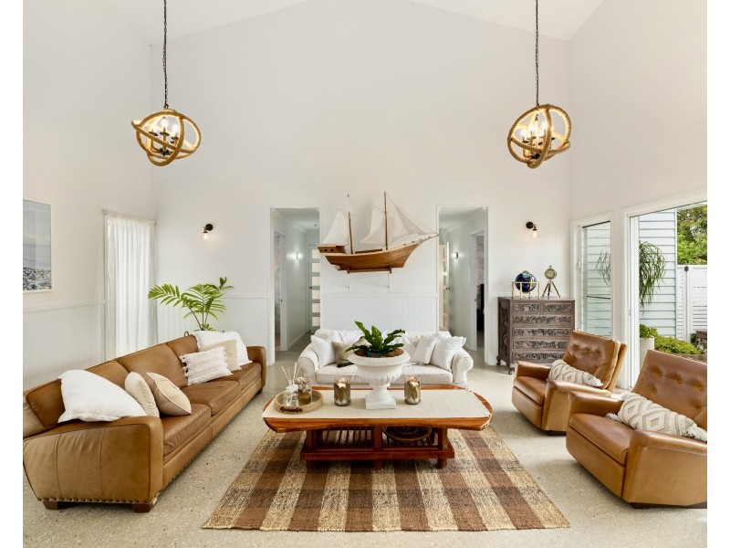 15 Wilson Street, Victoria Point QLD 4165