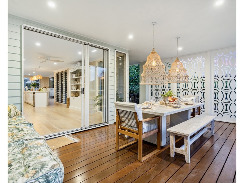 15 Wilson Street, Victoria Point QLD 4165