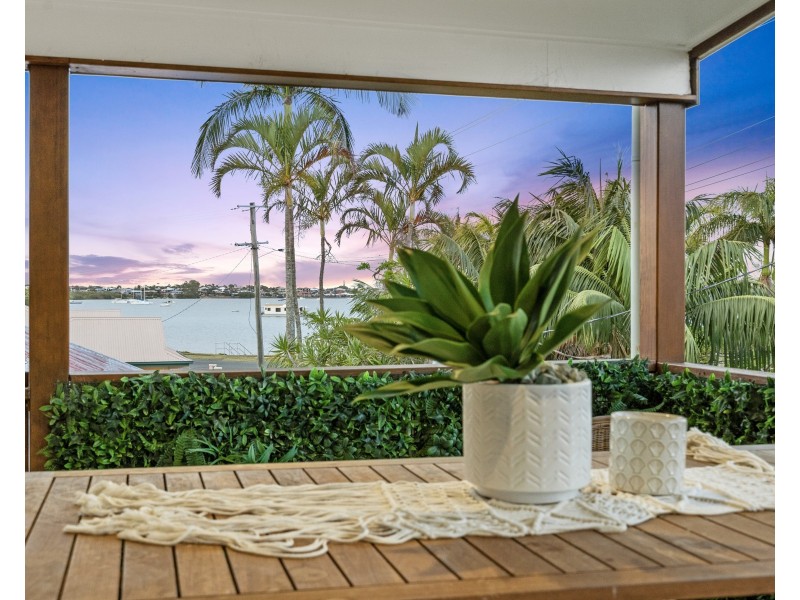15 Wilson Street, Victoria Point QLD 4165