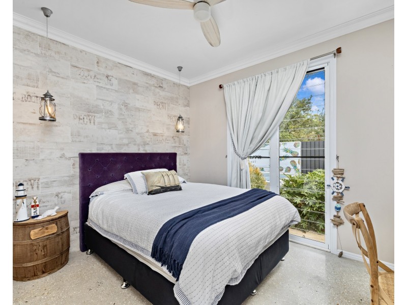 15 Wilson Street, Victoria Point QLD 4165