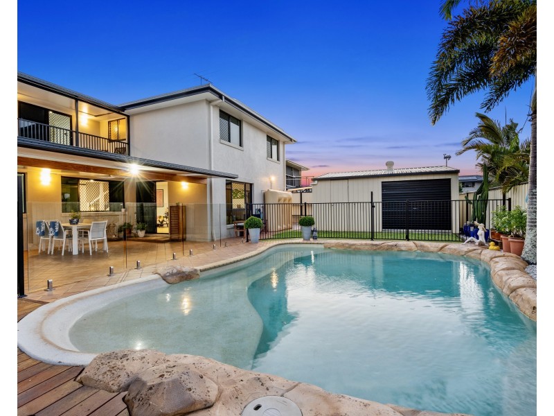 34 Torquay Road, Redland Bay QLD 4165