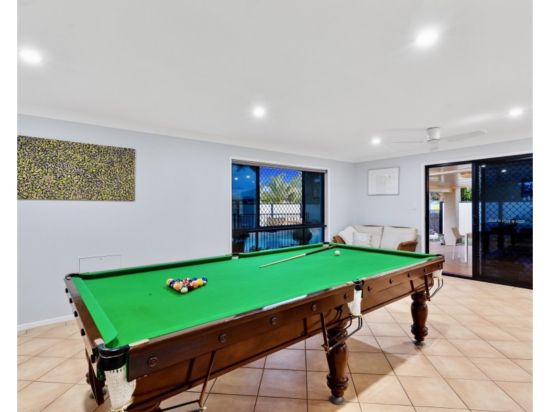 34 Torquay Road, Redland Bay QLD 4165
