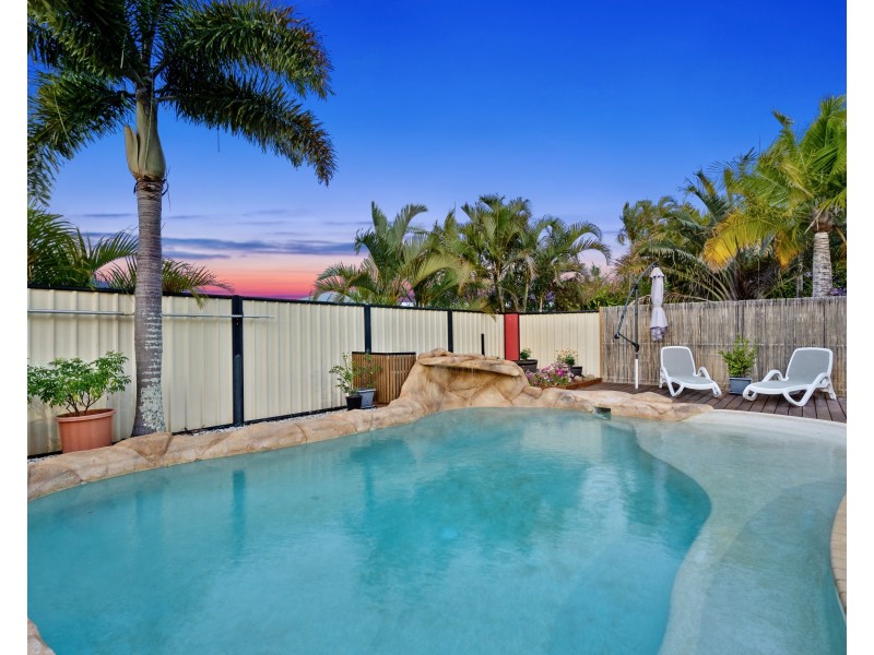 34 Torquay Road, Redland Bay QLD 4165