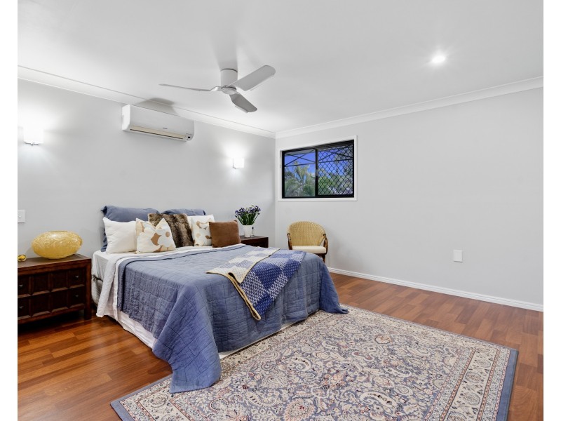 34 Torquay Road, Redland Bay QLD 4165