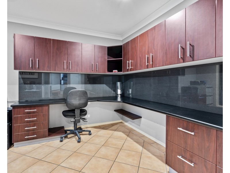 34 Torquay Road, Redland Bay QLD 4165