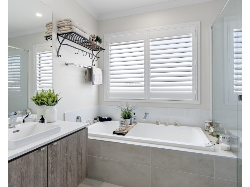 6 Greenside Street, Victoria Point QLD 4165