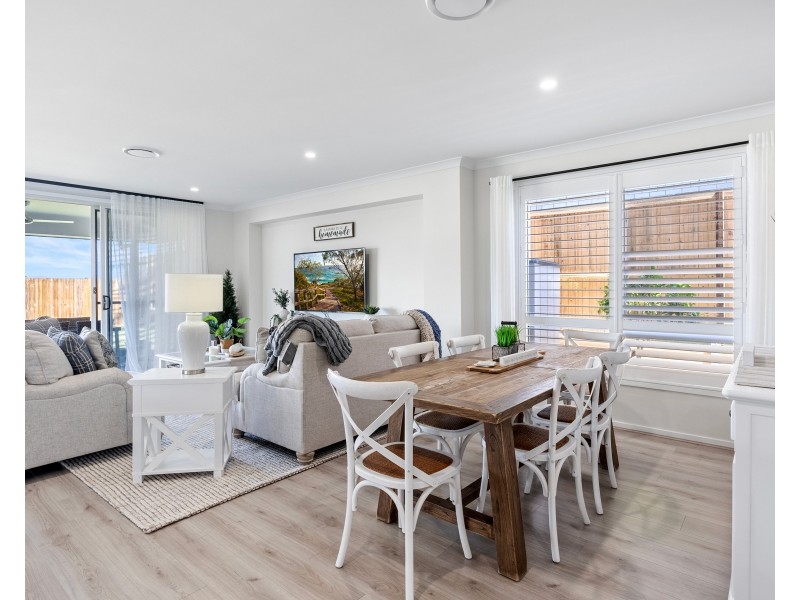 6 Greenside Street, Victoria Point QLD 4165