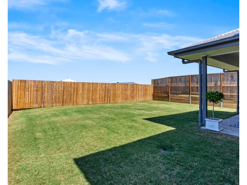 6 Greenside Street, Victoria Point QLD 4165