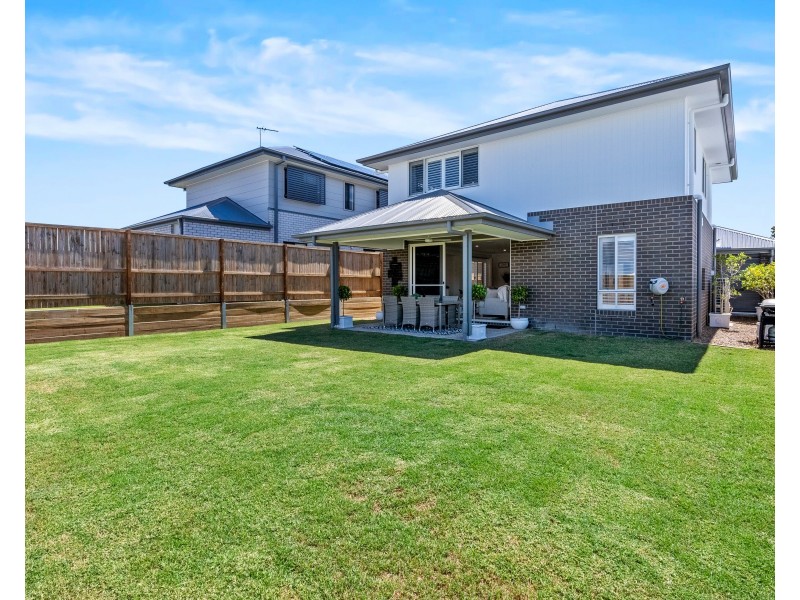 6 Greenside Street, Victoria Point QLD 4165