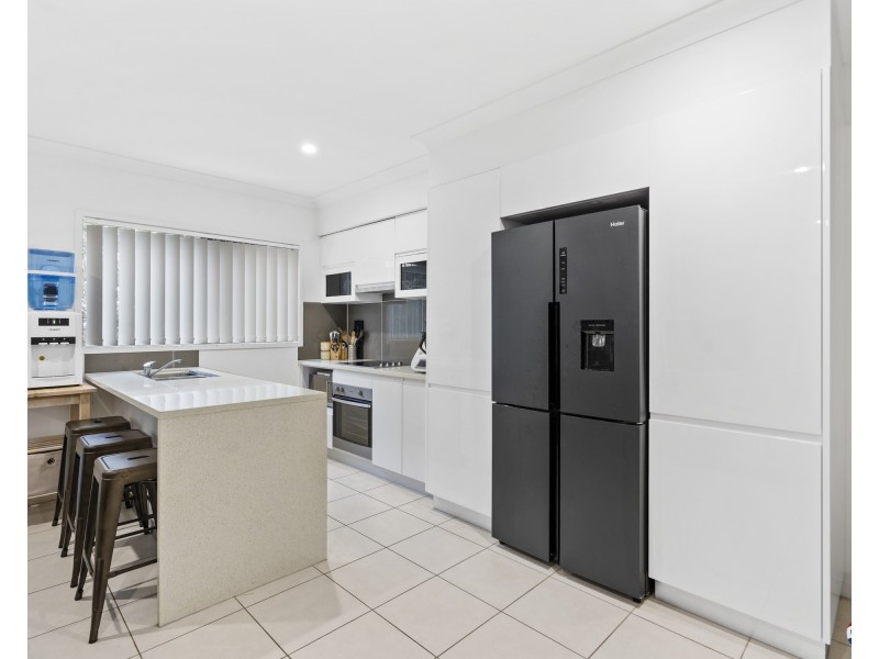 5/41-45 Benfer Road, Victoria Point QLD 4165