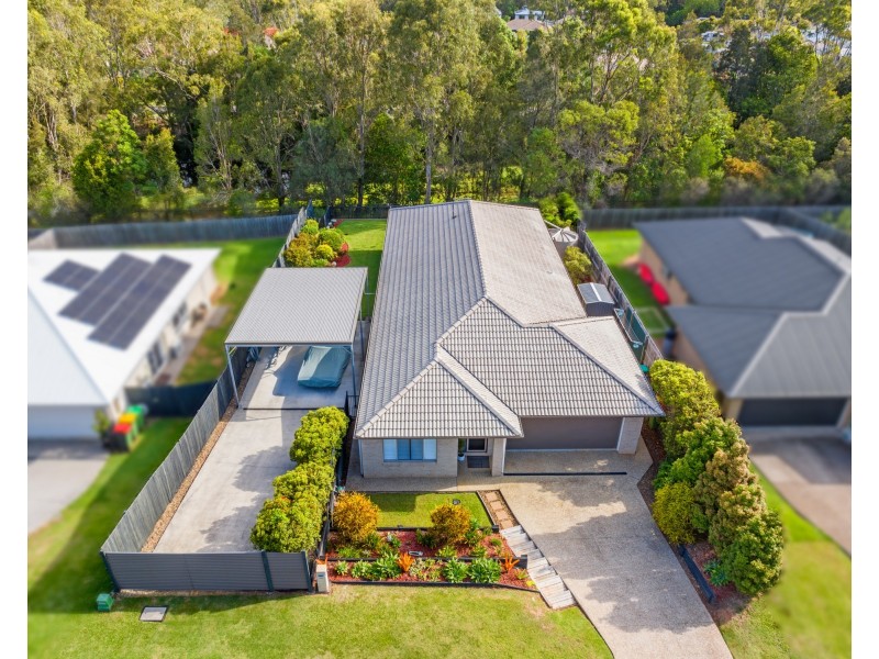 29 Park Edge Place, Redland Bay QLD 4165