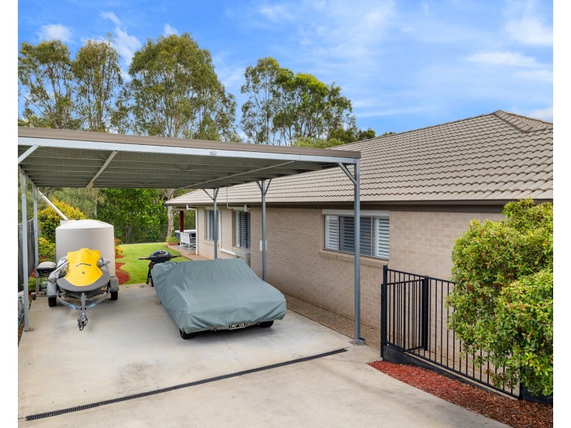 29 Park Edge Place, Redland Bay QLD 4165
