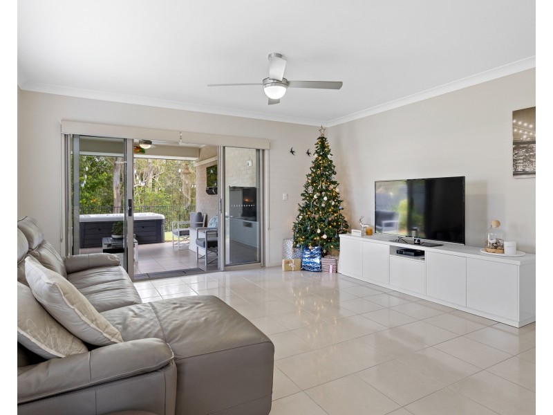 29 Park Edge Place, Redland Bay QLD 4165