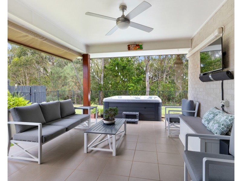 29 Park Edge Place, Redland Bay QLD 4165