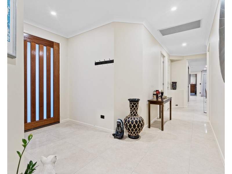 26 Yaroomba Close, Thornlands QLD 4164