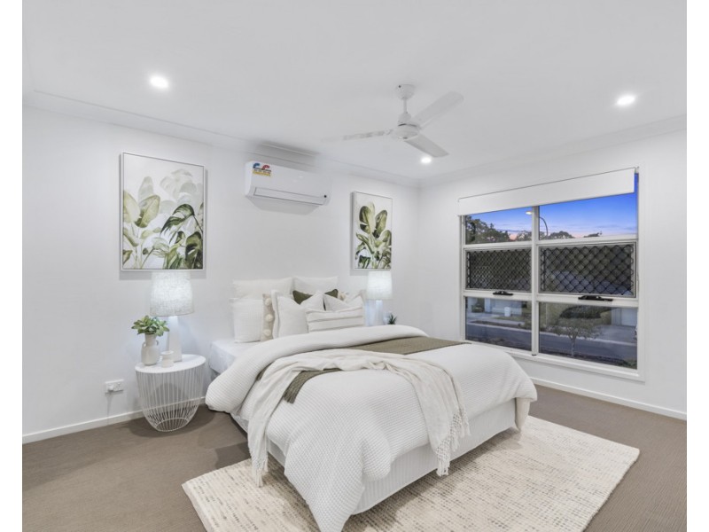 4 Harrington Boulevard, Thornlands QLD 4164