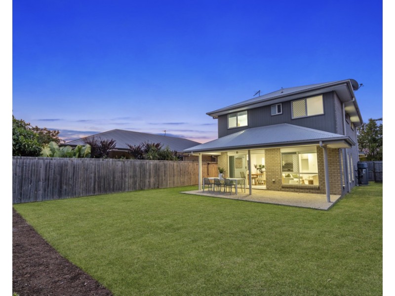 4 Harrington Boulevard, Thornlands QLD 4164