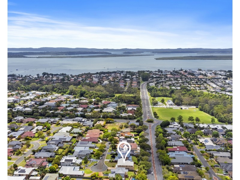 32 Daydream Street, Redland Bay QLD 4165