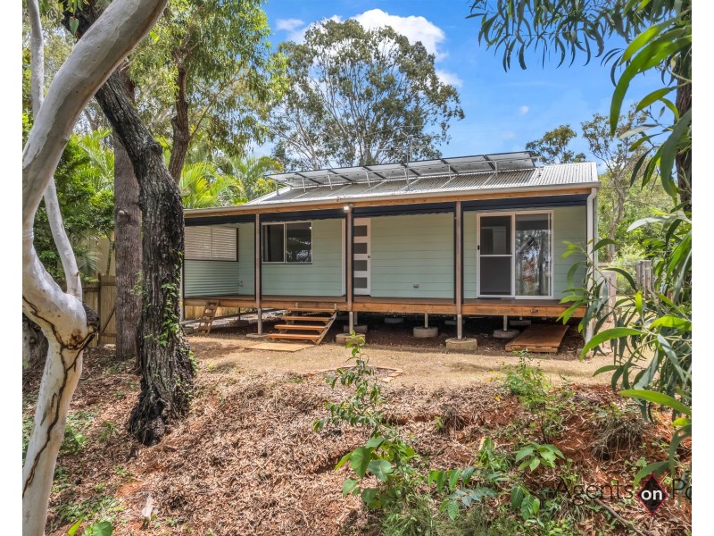 72 Treasure Island Avenue, Karragarra Island QLD 4184